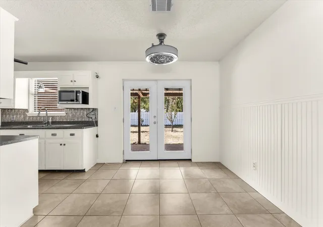 Photo 4 of Sale Pending at 4626 Lexington St, Bellmead, TX 76705 | MLS# 21365736 | Listing updated on 2026-09-12