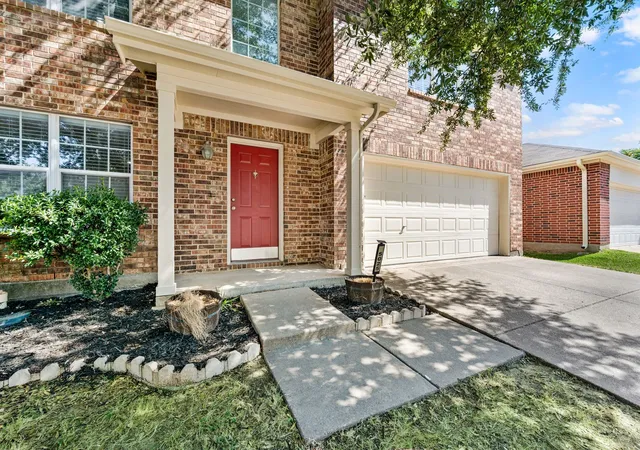 Photo 3 of Single family home for sale at 5025 Senator Dr, Fort Worth, TX 76244 | MLS# 21362330 | Listing updated on 2026-09-12
