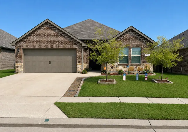 Photo 1 of Single family home for sale at 1200 Fairbanks Dr, Ennis, TX 75119 | MLS# 21366402 | Listing updated on 2026-09-14