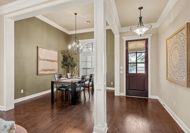 Photo 3 of Sale Pending at 337 Edinburgh Ln, Waco, TX 76712 | MLS# 21365199 | Listing updated on 2026-09-08
