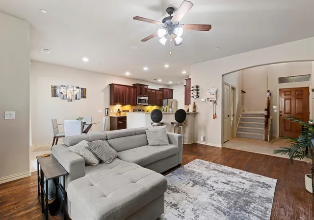 Photo 3 of Townhouse for sale at 1828 Villa Dr, Allen, TX 75013 | MLS# 21352816 | Listing updated on 2026-10-04