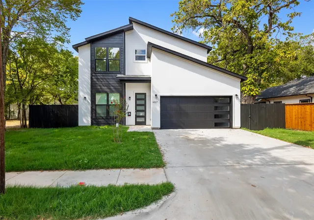 Photo 1 of Single family home for sale at 4317 Myrtle St, Dallas, TX 75215 | MLS# 21305681 | Listing updated on 2026-09-11