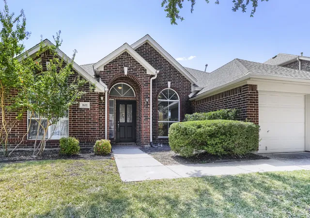 Photo 3 of Single family home for sale at 3632 Stone Creek Ln S, Fort Worth, TX 76137 | MLS# 21360635 | Listing updated on 2026-09-14