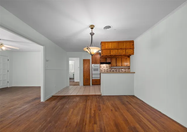 Photo 3 of Single family home for sale at 4406 Wayne Ct S, Haltom City, TX 76117 | MLS# 21364360 | Listing updated on 2026-09-14