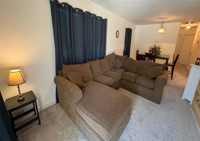 Photo 1 of Single family home for sale at 254 Cliff Heights Cir, Dallas, TX 75241 | MLS# 21344221 | Listing updated on 2026-09-14