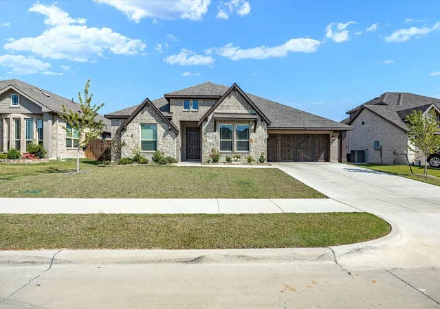 Photo 4 of Single family home for sale at 293 Resting Pl Road, Waxahachie, TX 75165 | MLS# 21366466 | Listing updated on 2026-09-14