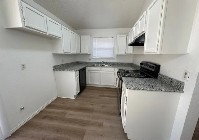 Photo 3 of Sale Pending at 8507 Gatlinburg Dr, Fort Worth, TX 76123 | MLS# 21365656 | Listing updated on 2026-09-08