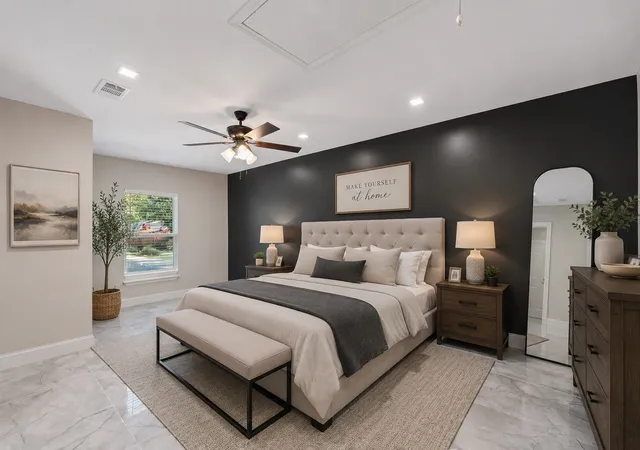 Photo 3 of Single family home for sale at 6207 Ivy Hill Rd, Fort Worth, TX 76135 | MLS# 21363083 | Listing updated on 2026-09-14