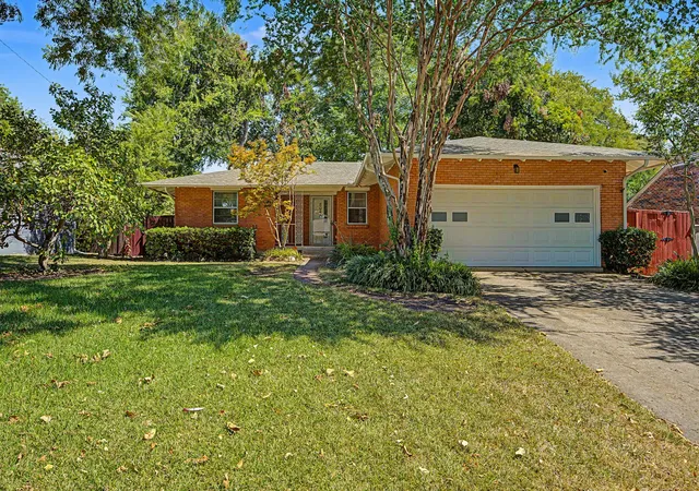 Photo 1 of Single family home for sale at 8046 Fall River Dr, Dallas, TX 75228 | MLS# 21365633 | Listing updated on 2026-09-13