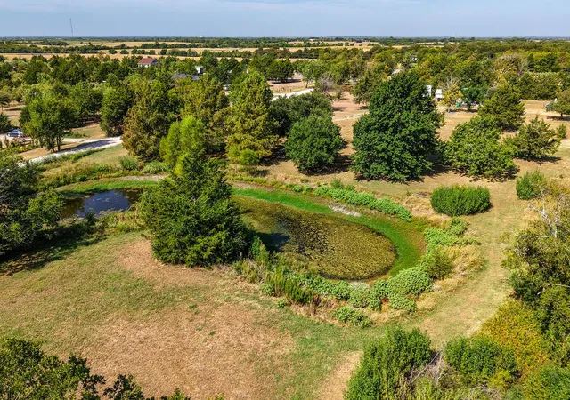 Photo 4 of Single family home for sale at 12706 County Road 4027, Kemp, TX 75143 | MLS# 21365503 | Listing updated on 2026-09-23