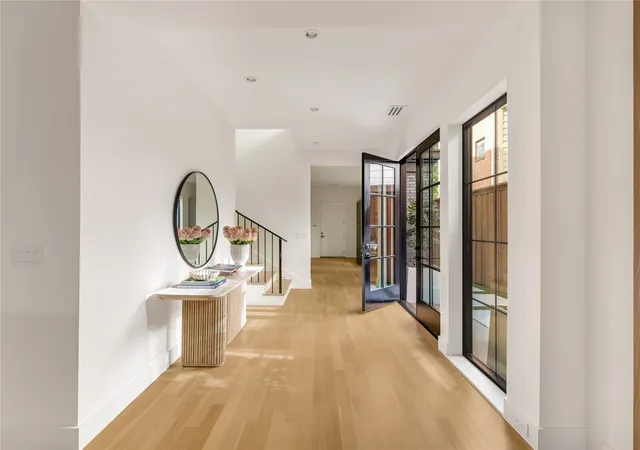 Photo 4 of Single family home for sale at 3938 Hawthorne Ave, Dallas, TX 75219 | MLS# 21366539 | Listing updated on 2026-10-06
