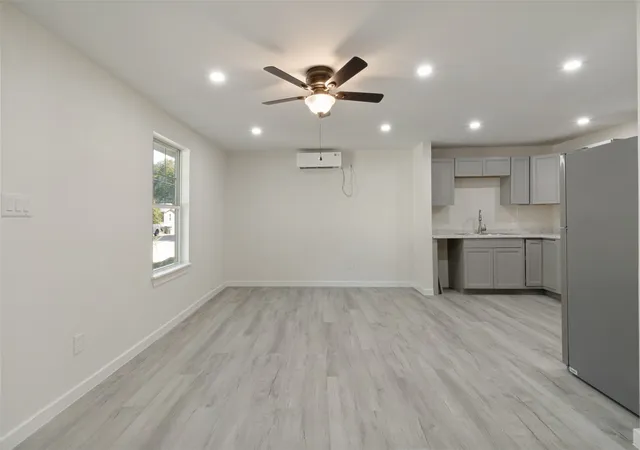 Photo 3 of Single family home for sale at 3516 York St, Dallas, TX 75210 | MLS# 21356504 | Listing updated on 2026-09-10