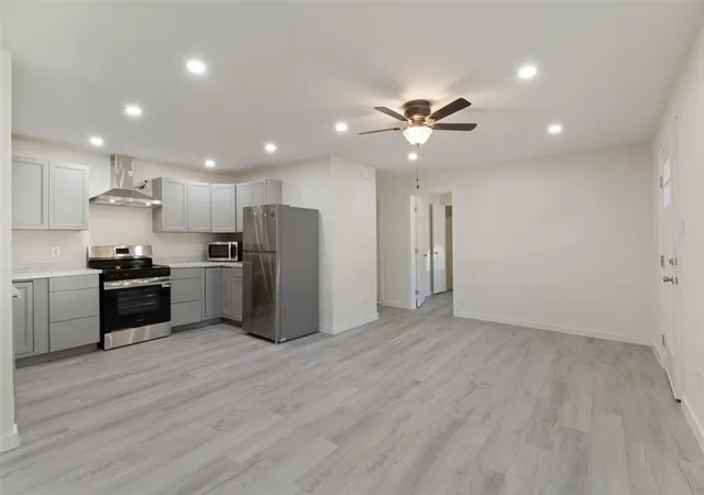 Photo 4 of Single family home for sale at 3516 York St, Dallas, TX 75210 | MLS# 21356504 | Listing updated on 2026-09-10