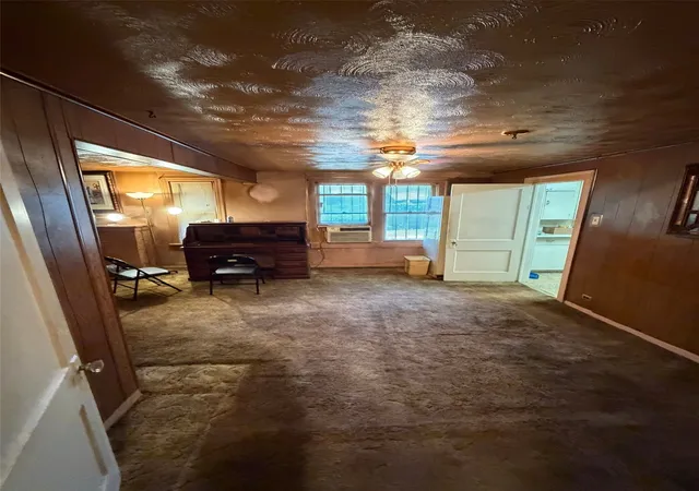 Photo 3 of Sale Pending at 2014 Arizona Ave, Dallas, TX 75216 | MLS# 21366558 | Listing updated on 2026-09-13