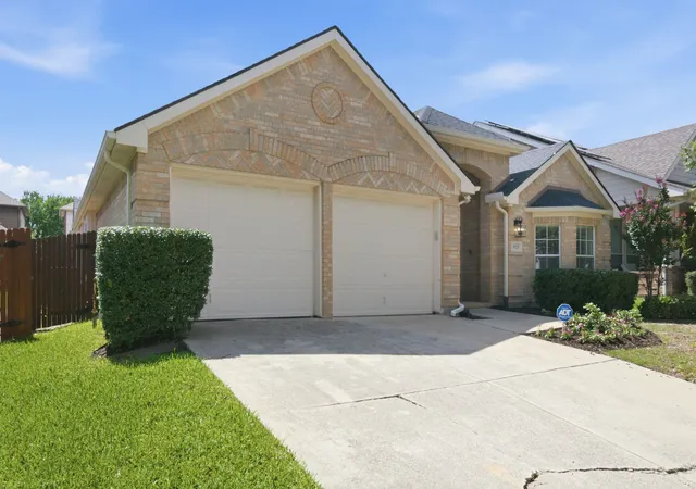 Photo 2 of Single family home for sale at 9125 Chardin Park Dr, Fort Worth, TX 76244 | MLS# 21364189 | Listing updated on 2026-09-15