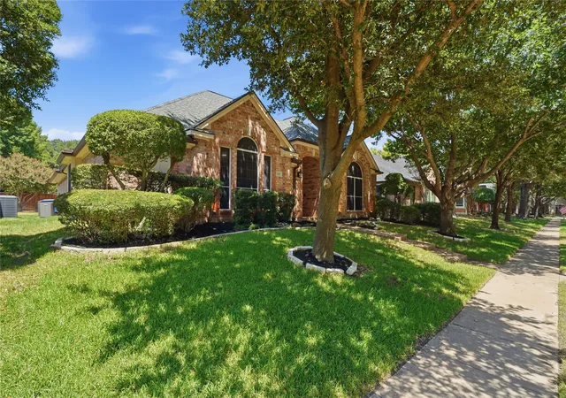 Photo 3 of Single family home for sale at 1432 Lone Star Ct, Allen, TX 75013 | MLS# 21366672 | Listing updated on 2026-09-20