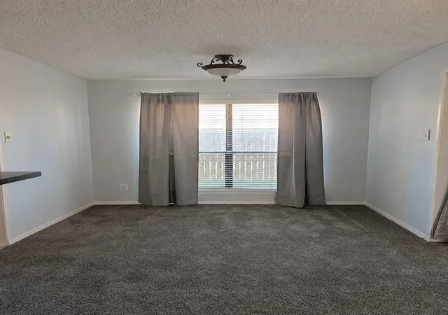 Photo 3 of Townhouse for sale at 2106 Rainbow Dr #4212, Arlington, TX 76011 | MLS# 21366583 | Listing updated on 2026-09-22