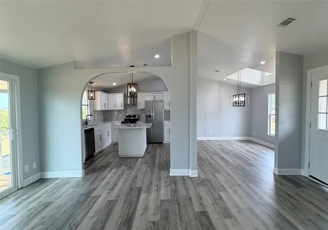 Photo 4 of Manufactured home for sale at 716 Coyote Trl, Rhome, TX 76078 | MLS# 21366683 | Listing updated on 2026-10-05