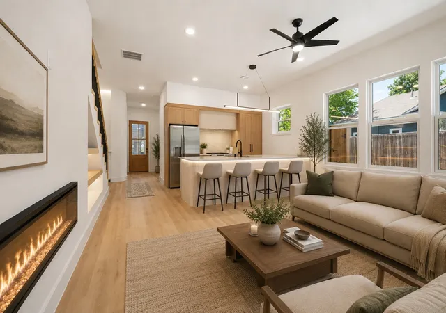 Photo 3 of Townhouse for sale at 1600 Washinton Ave, Fort Worth, TX 76104 | MLS# 21332256 | Listing updated on 2026-10-04