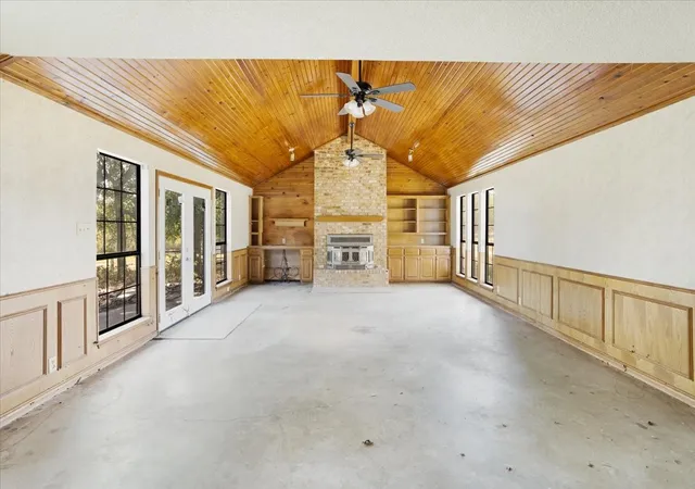 Photo 3 of Single family home for sale at 5292 Preston Rd, Denison, TX 75020 | MLS# 21363178 | Listing updated on 2026-09-11
