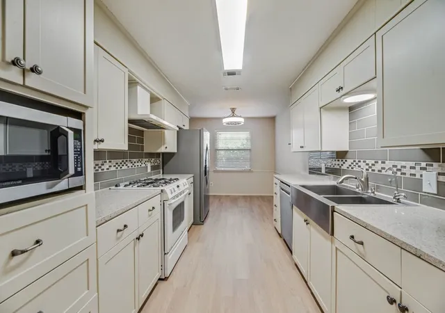 Photo 3 of Single family home for sale at 2228 Picadilly Ln, Denton, TX 76209 | MLS# 21357200 | Listing updated on 2026-09-09