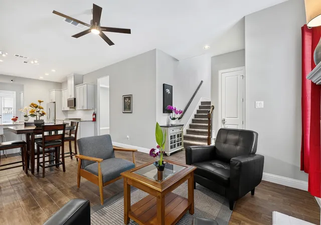 Photo 2 of Sale Pending at 8226 Natchez Trl, Dallas, TX 75252 | MLS# 21365764 | Listing updated on 2026-09-11