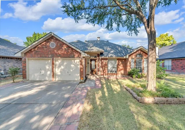 Single family home for sale at 7449 Bear Lake Dr, Fort Worth, TX 76137 | MLS# 21366874