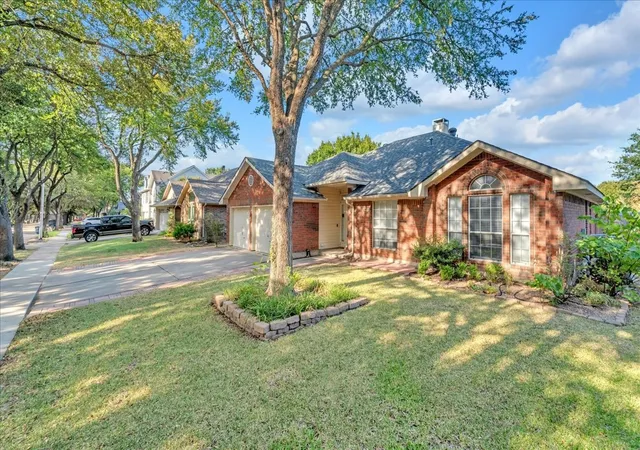Photo 2 of Single family home for sale at 7449 Bear Lake Dr, Fort Worth, TX 76137 | MLS# 21366874 | Listing updated on 2026-09-12
