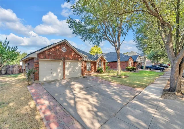 Photo 3 of Single family home for sale at 7449 Bear Lake Dr, Fort Worth, TX 76137 | MLS# 21366874 | Listing updated on 2026-09-12