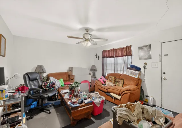Photo 3 of Sale Pending at 2225 Mayfair St, Ennis, TX 75119 | MLS# 21366433 | Listing updated on 2026-09-11
