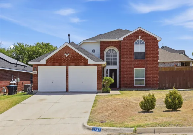 Photo 1 of Single family home for sale at 9737 Maryville Ln, Fort Worth, TX 76108 | MLS# 21366986 | Listing updated on 2026-10-04