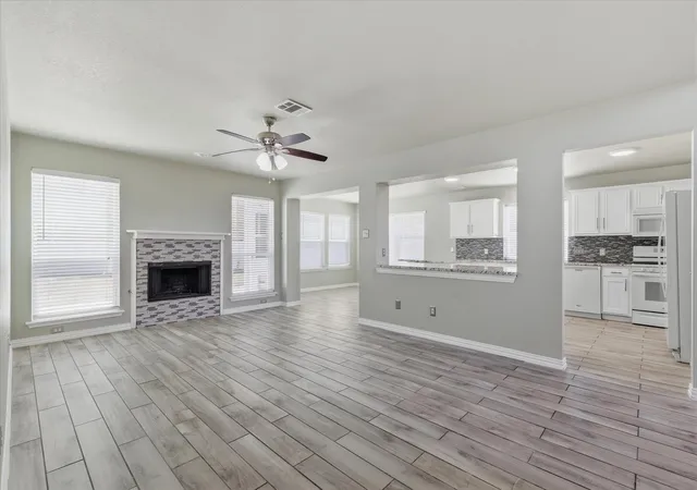 Photo 4 of Single family home for sale at 9737 Maryville Ln, Fort Worth, TX 76108 | MLS# 21366986 | Listing updated on 2026-10-04