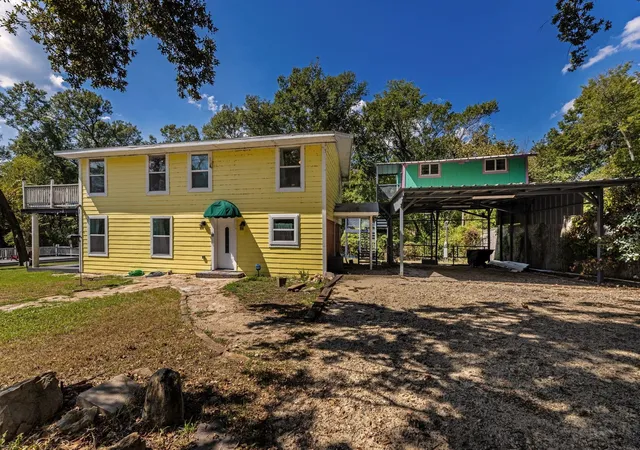 Photo 3 of Sale Pending at 9910 Archer Ln, Quinlan, TX 75474 | MLS# 21365417 | Listing updated on 2026-10-02