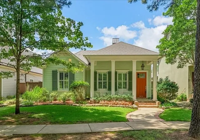 Photo 1 of Sale Pending at 2028 Bridgewater Ave, Shreveport, LA 71106 | MLS# 21366216 | Listing updated on 2026-09-11