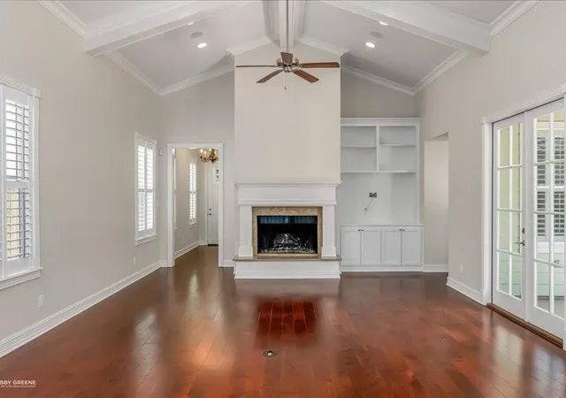 Photo 3 of Sale Pending at 2028 Bridgewater Ave, Shreveport, LA 71106 | MLS# 21366216 | Listing updated on 2026-09-11