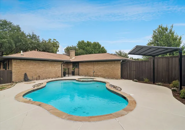 Photo 2 of Single family home for sale at 2404 Kimberly Ln, Plano, TX 75075 | MLS# 21367051 | Listing updated on 2026-10-07
