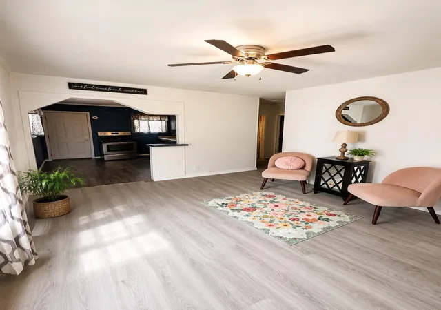Photo 3 of Single family home for sale at 5536 Farnsworth Ave, Fort Worth, TX 76107 | MLS# 21367151 | Listing updated on 2026-09-08