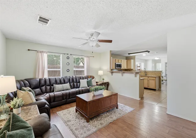 Photo 3 of Sale Pending at 2701 Vistaview Dr, Corinth, TX 76210 | MLS# 21358635 | Listing updated on 2026-10-05