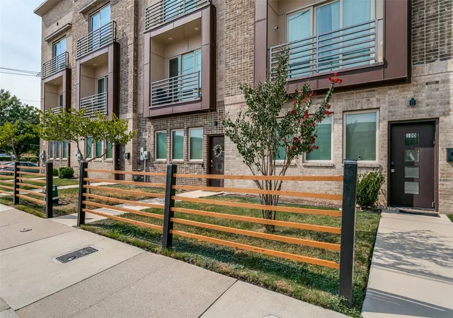 Photo 4 of Multi family home for sale at 312 Feliks Gwozdz Pl, Fort Worth, TX 76104 | MLS# 21367141 | Listing updated on 2026-09-12