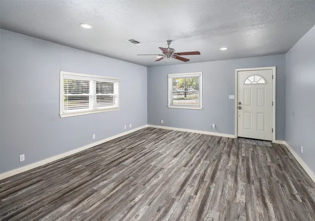 Photo 4 of Single family home for sale at 400 Denton St, Howe, TX 75459 | MLS# 21364121 | Listing updated on 2026-09-09