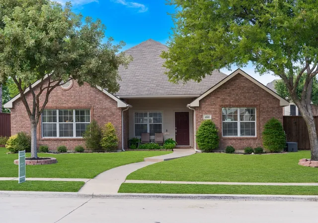 Photo 1 of Single family home for sale at 1513 Snow Trl, Lewisville, TX 75077 | MLS# 21367111 | Listing updated on 2026-09-12