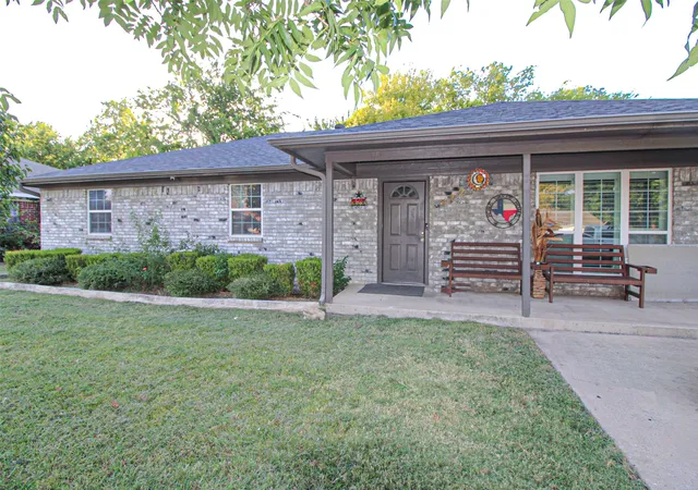 Photo 1 of Single family home for sale at 372 Perch Rd, Rockwall, TX 75032 | MLS# 21367251 | Listing updated on 2026-09-12
