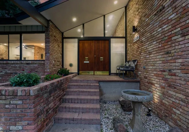 Photo 4 of Single family home for sale at 1729 Boca Chica Dr, Dallas, TX 75232 | MLS# 21367290 | Listing updated on 2026-10-03