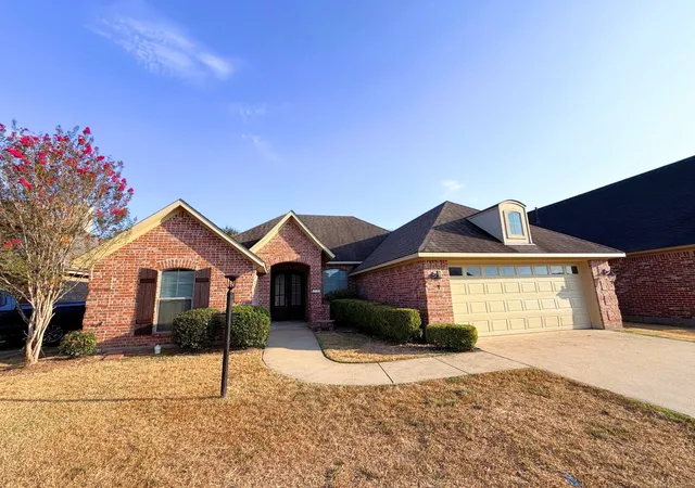 Single family home for sale at 338 Wood Springs, Haughton, LA 71037 | MLS# 21367336