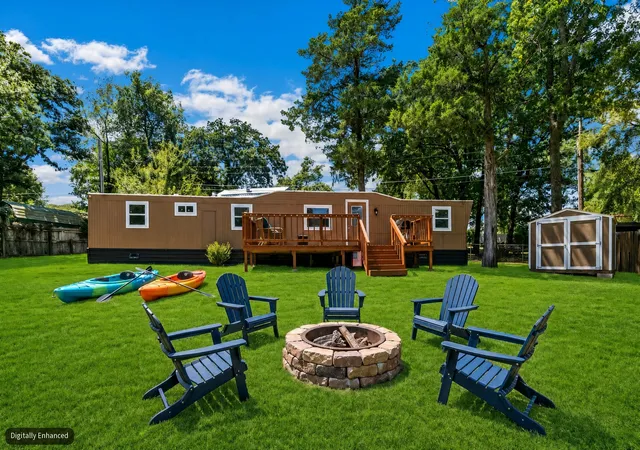 Photo 3 of Manufactured home for sale at 265 Robin Hood Rd, Gordonville, TX 76245 | MLS# 21366678 | Listing updated on 2026-10-02