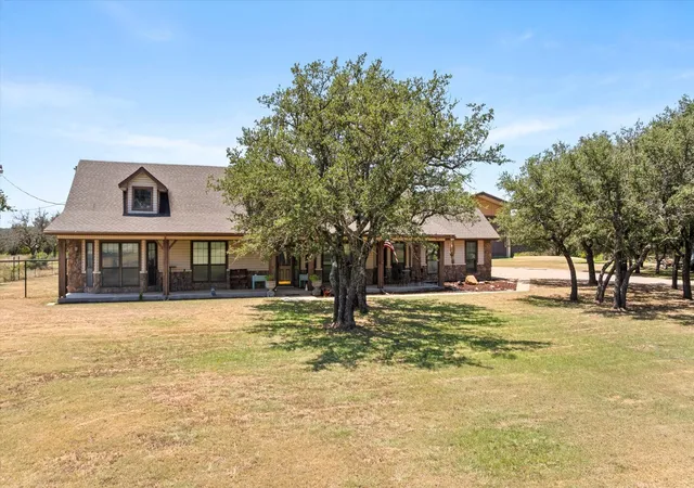 Photo 3 of Single family home for sale at 6032 Fm 1886, Azle, TX 76020 | MLS# 21345731 | Listing updated on 2026-09-08