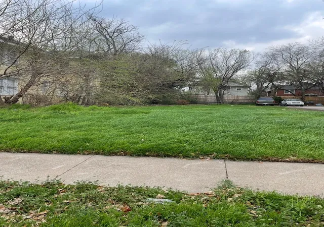 Photo 1 of Land for sale at 4629 Worth St, Dallas, TX 75246 | MLS# 21367352 | Listing updated on 2026-09-13