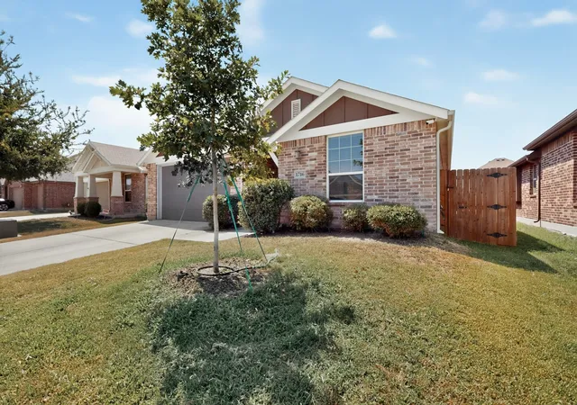 Photo 3 of Single family home for sale at 1716 Whistler Dr, Little Elm, TX 75068 | MLS# 21365845 | Listing updated on 2026-10-02