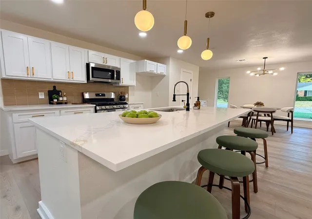 Photo 1 of Single family home for sale at 12911 Mitchwin Rd, Farmers Branch, TX 75234 | MLS# 21367565 | Listing updated on 2026-10-05