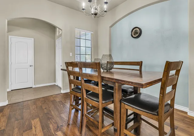 Photo 4 of Sale Pending at 212 Goldeneye Dr, De Soto, TX 75115 | MLS# 21367227 | Listing updated on 2026-09-09